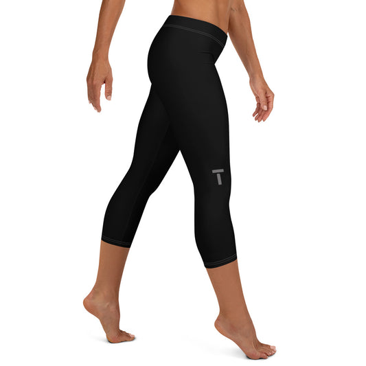 TAYLZ Women's Yoga Capris - Black